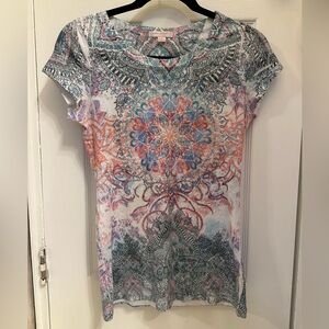 Women’s Y2K Romeo & Juliet Couture colorful mandala short sleeve t shirt medium